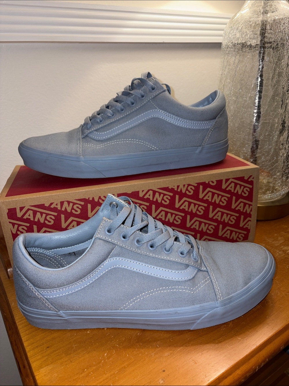 NIB Vans Men's Old Skool Low-Top Sneakers in Light Blue